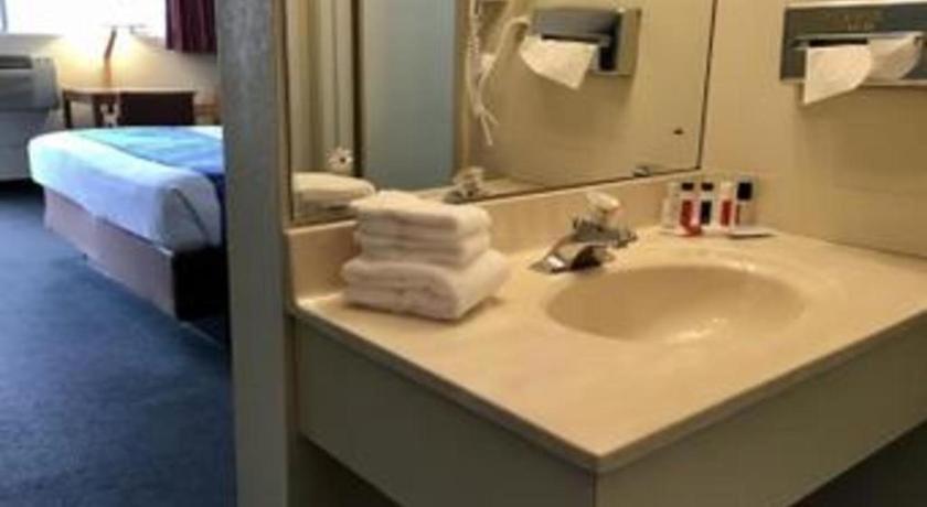 Travelodge By Wyndham Powell Zewnętrze zdjęcie